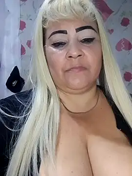 BonniAdams online show from November 22, 1:37 am