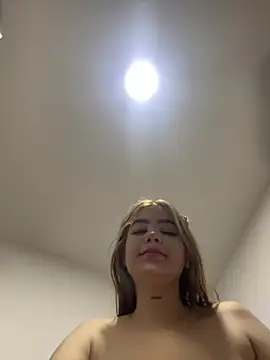 akirahattori online show from February 17, 10:45 am