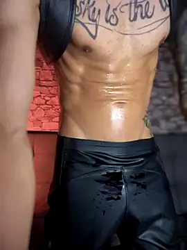 Walker Thomas1 online show from November 7, 8:42 pm