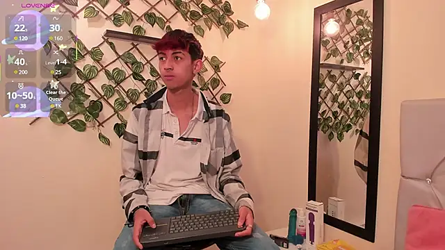 Snapshot of Allen_Starck chatting on February 18, 1:00 pm Allen Starck online show from February 18, 1:00 pm