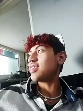 Snapshot of Allen_Starck chatting on February 27, 8:20 pm Allen Starck online show from February 27, 8:20 pm