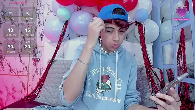 Snapshot of Allen_Starck chatting on March 19, 5:30 am Allen Starck online show from March 19, 5:30 am