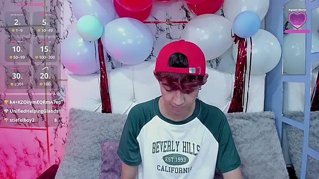 Snapshot of Allen_Starck chatting on March 19, 8:34 am Allen Starck online show from March 19, 8:34 am