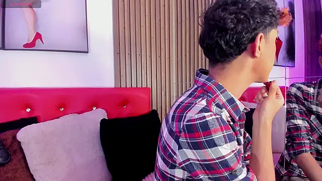 Snapshot of Allen_Starck chatting on October 31, 3:51 am Allen Starck online show from October 31, 3:51 am