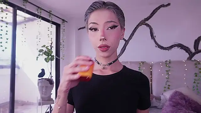 soidai miiu online show from October 20, 8:09 pm