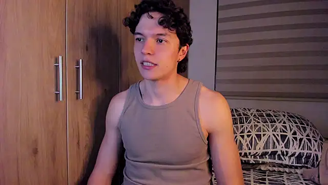 Mastrangelo xxx online show from October 18, 4:37 am