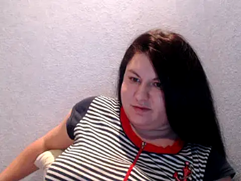 KiraSwee online show from January 28, 6:17 pm