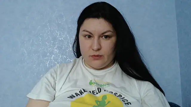 KiraSwee online show from December 17, 7:36 am