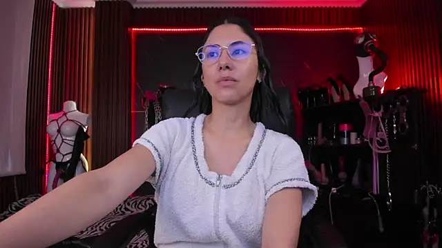 XiaQueen online show from October 27, 11:47 am