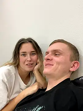 alisanikita online show from November 24, 5:40 am