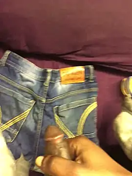 Snapshot of cumcum94 chatting on June 27, 3:11 am cumcum94 online show from June 27, 3:11 am