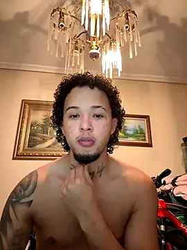 Snapshot of yeiyei_oficial chatting on November 8, 8:18 pm yeiyei oficial online show from November 8, 8:18 pm