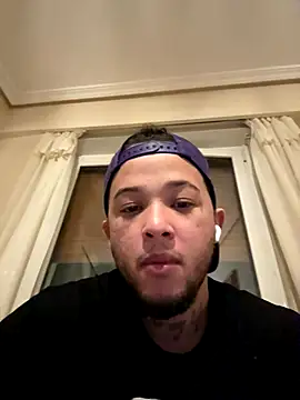 Snapshot of yeiyei_oficial chatting on November 27, 5:59 pm yeiyei oficial online show from November 27, 5:59 pm