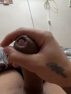 Snapshot of yeiyei_oficial chatting on December 18, 8:20 am yeiyei oficial online show from December 18, 8:20 am