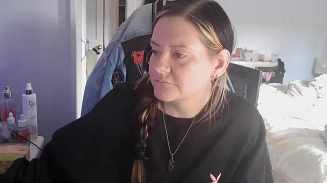 AureliaXOX online show from September 30, 2:44 pm