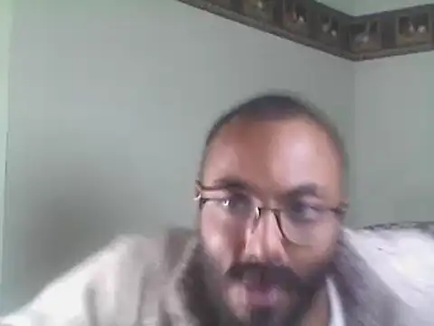 Snapshot of frankislive chatting on September 15, 6:35 am frankislive online show from September 15, 6:35 am