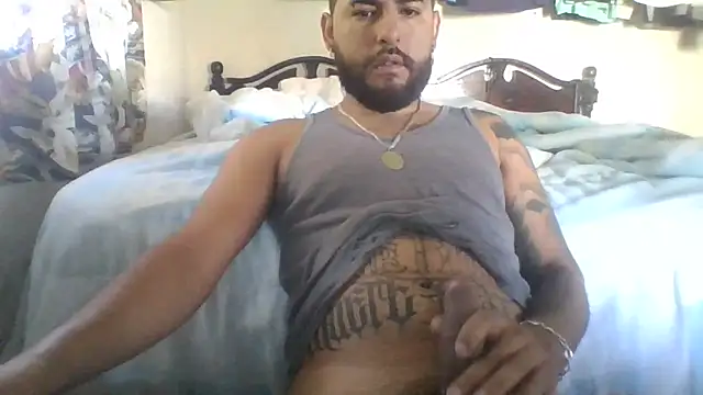 Snapshot of dickman10 chatting on April 29, 2:43 pm dickman10 online show from April 29, 2:43 pm
