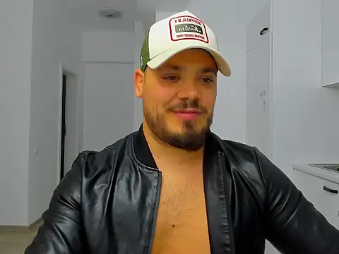 ZackMasterss online show from November 6, 12:11 am