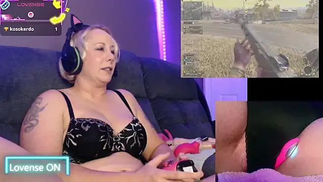Trixiekittycutie online show from September 27, 1:32 am