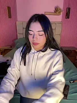 Snapshot of Valu_euphoria chatting on February 8, 6:12 am Valu euphoria online show from February 8, 6:12 am