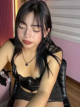 Snapshot of Valu_euphoria chatting on February 8, 11:34 pm Valu euphoria online show from February 8, 11:34 pm