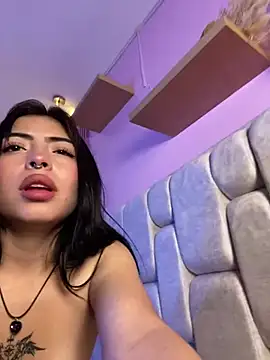 Snapshot of Valu_euphoria chatting on March 1, 1:43 am Valu euphoria online show from March 1, 1:43 am