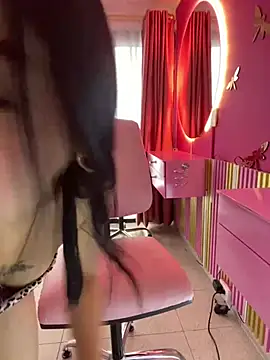 Snapshot of Valu_euphoria chatting on March 16, 9:58 pm Valu euphoria online show from March 16, 9:58 pm