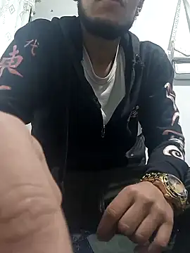 Snapshot of baby-buu chatting on February 12, 4:54 am baby-buu online show from February 12, 4:54 am