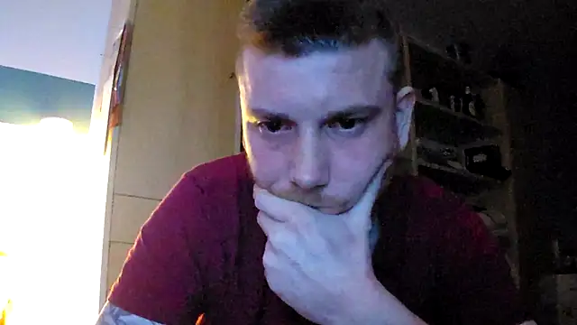 Snapshot of Foxtrott_242 chatting on November 22, 1:37 am Foxtrott 242 online show from November 22, 1:37 am