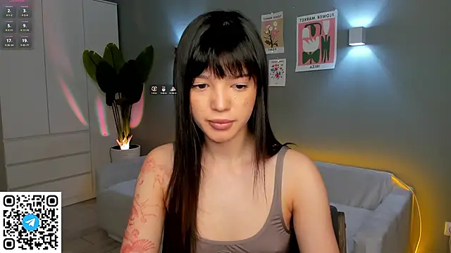 RikoAsada online show from October 7, 8:00 am