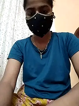 fuungirl38 online show from December 2, 11:15 am