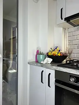 Celine Roxelle online show from February 24, 1:20 pm