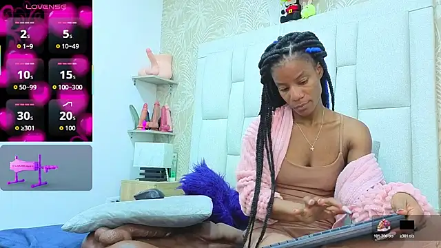 dafnnelewis online show from June 24, 11:20 am