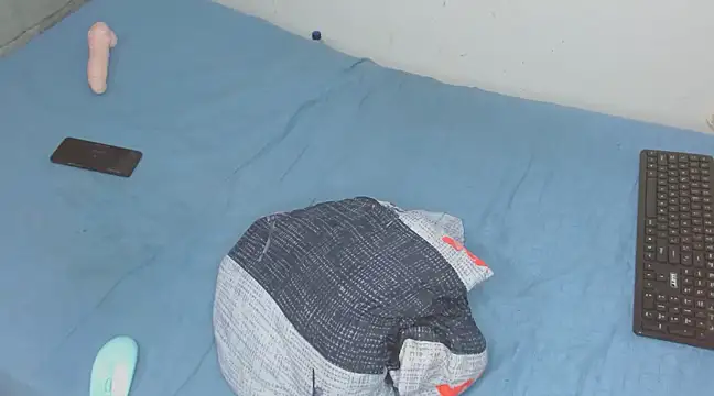 Said hot01 online show from February 9, 2:06 am