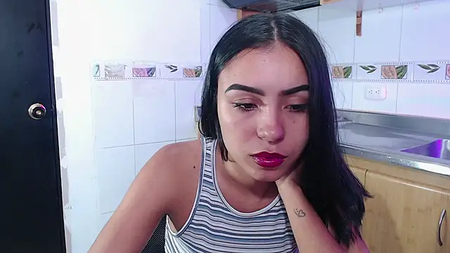 julieta fn online show from May 11, 4:04 pm