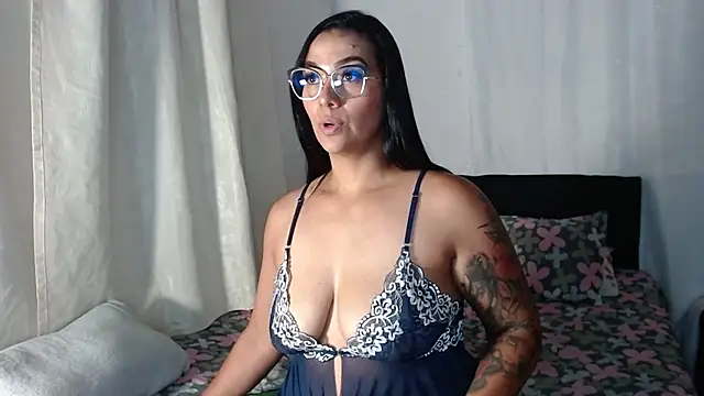 Daphne Gabor online show from March 11, 1:16 am