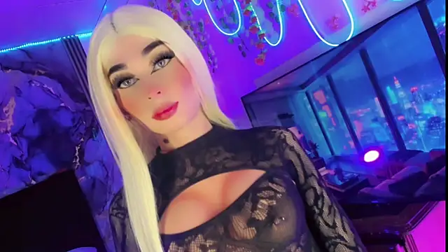 Snapshot of Irina_milkmaid chatting on September 13, 7:24 pm Irina milkmaid online show from September 13, 7:24 pm