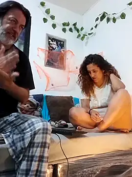 jeans and emma online show from October 16, 1:17 am