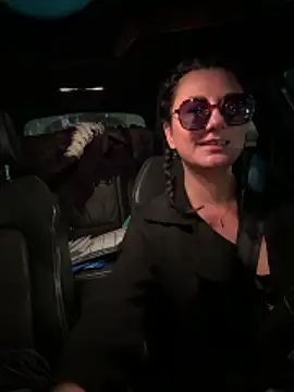 Loveblackzilla online show from November 28, 5:26 pm