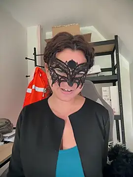 Loveblackzilla online show from April 2, 12:25 pm