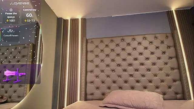  DANNA JONES online show from September 27, 6:46 pm