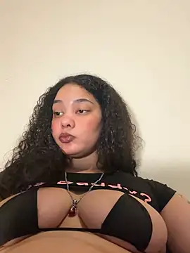 tastylolaaa online show from June 12, 1:26 am