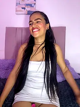 Snapshot of trex_x chatting on September 20, 6:20 pm trex x online show from September 20, 6:20 pm