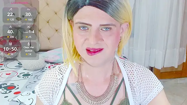 Snapshot of Dolldirtyxxx chatting on October 9, 5:16 am Dolldirtyxxx online show from October 9, 5:16 am