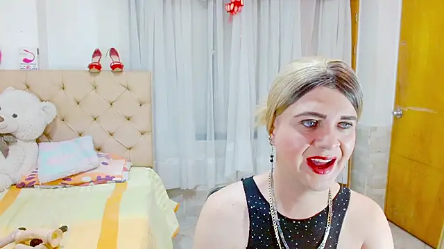 Dolldirtyxxx online show from May 20, 5:57 am