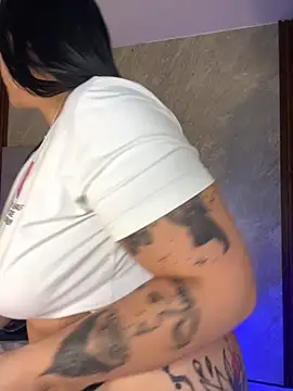 Snapshot of Madissonlove_1 chatting on September 22, 3:14 pm Madissonlove 1 online show from September 22, 3:14 pm