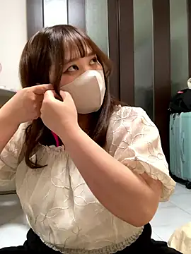 mitarashi awww online show from October 3, 2:03 pm