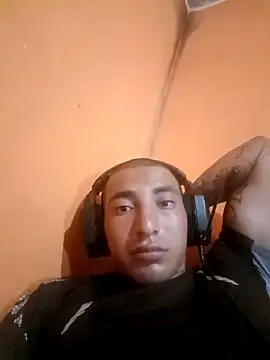 Snapshot of juqnjopach chatting on February 12, 9:04 am juqnjopach online show from February 12, 9:04 am