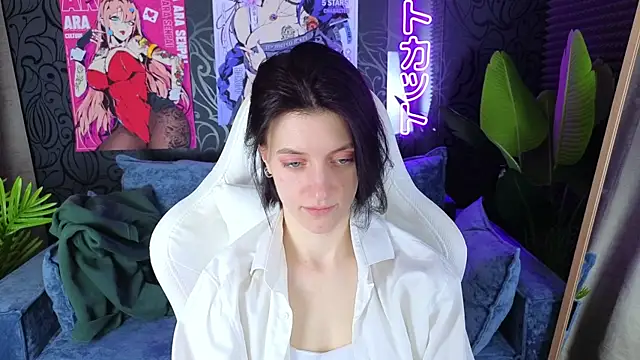 Snapshot of roxy_riot_ chatting on February 20, 7:34 am roxy riot  online show from February 20, 7:34 am