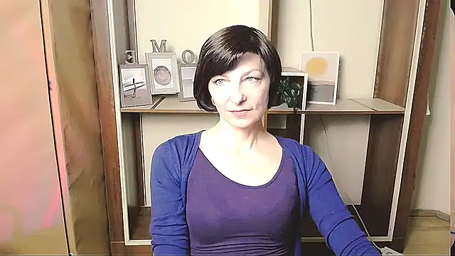 AngeliaFlow  online show from May 4, 8:32 am